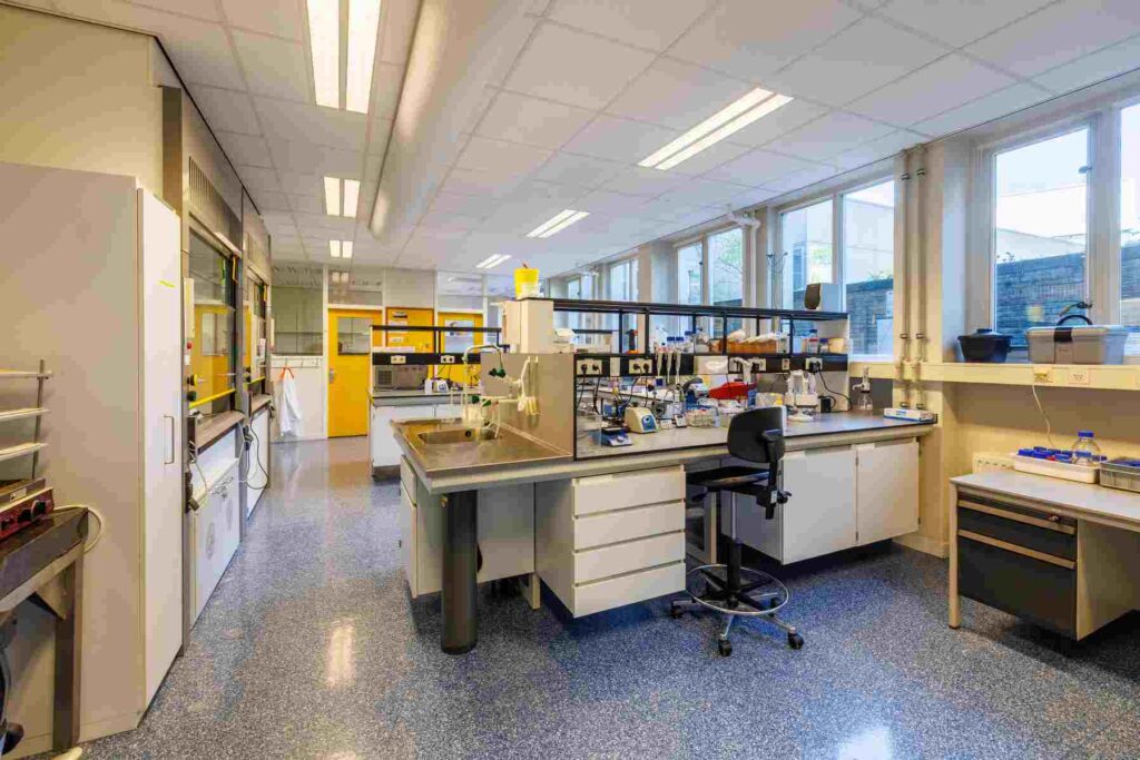 laboratory 